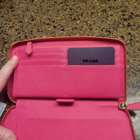 EUC PRADA Lux Zip Around Long Wallet in Peony - Picture 4 of 16